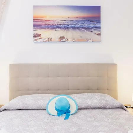 בית נופש Monolocale Garden טביאנו